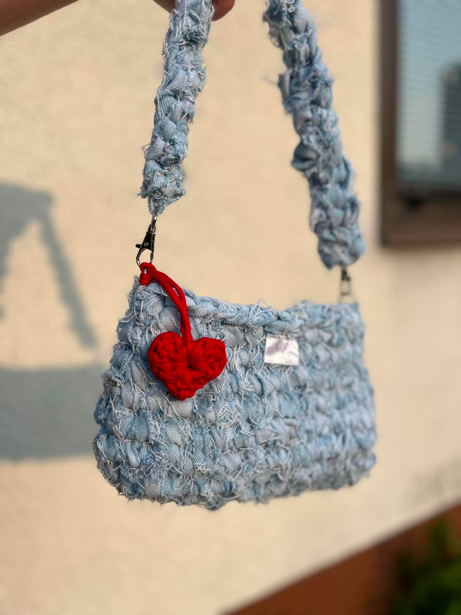 Klíčenka Amora