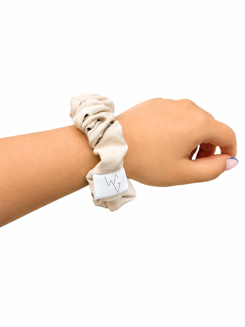 Saténová scrunchie