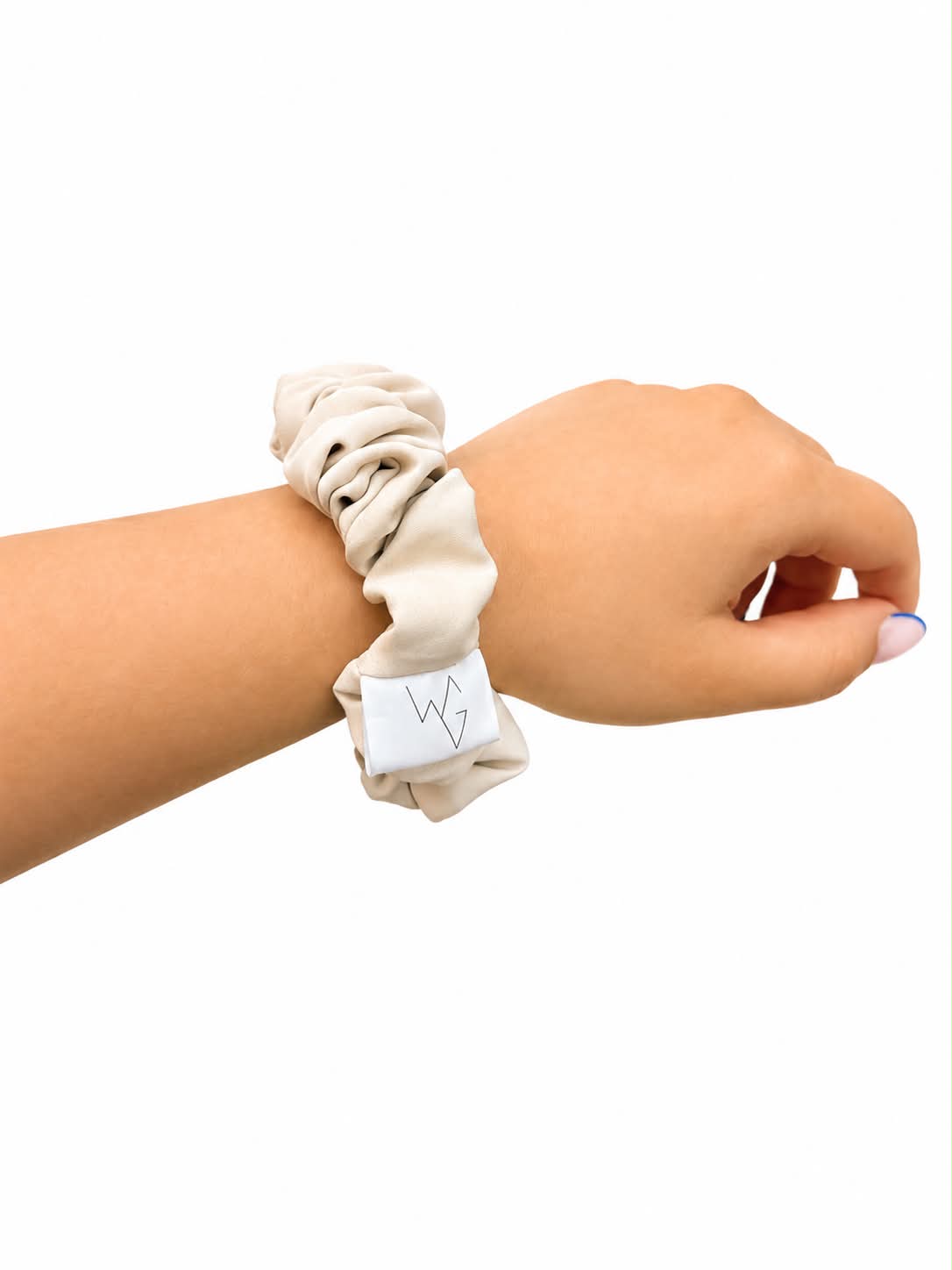 Saténová scrunchie